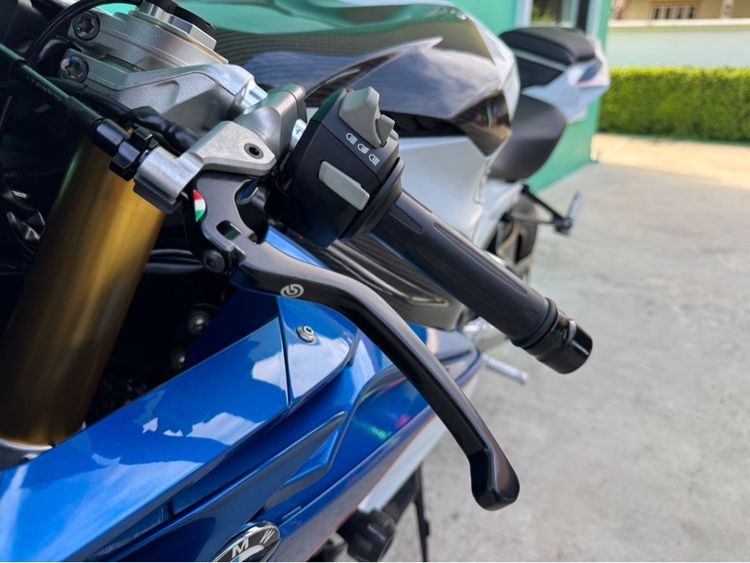 BMW S1000RR สีไตร ปี15จด16 วิ่ง6,000โล รถมือเดียว  รูปที่ 18