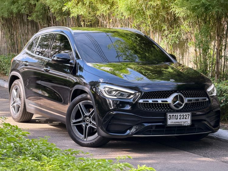 รถ Mercedes-Benz GLA-Class GLA200 สี ดำ