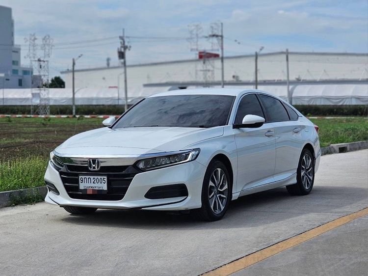 รถ Honda Civic 1.5 Turbo EL สี ขาว
