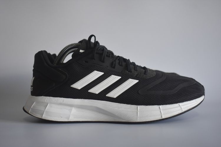 ส่งฟรี รองเท้า Adidas (2022) มือสอง ของแท้ Size 43 ความยาว 27.5 ซม. รูปที่ 2