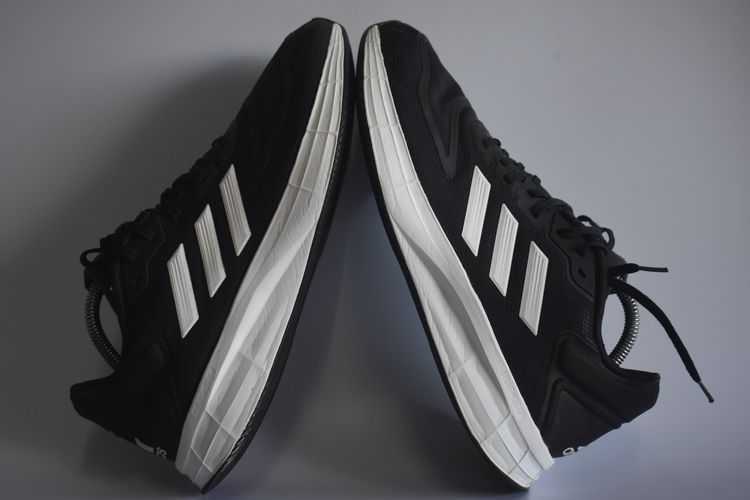 ส่งฟรี รองเท้า Adidas (2022) มือสอง ของแท้ Size 43 ความยาว 27.5 ซม. รูปที่ 6
