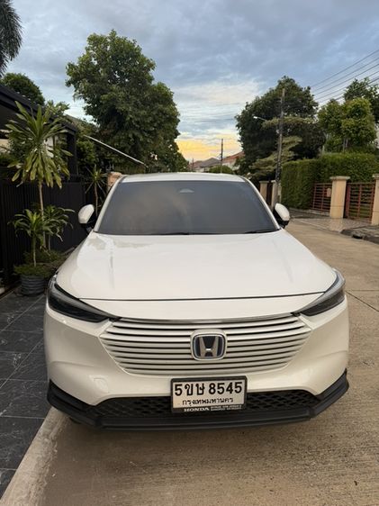 รถ Honda HR-V 1.5 e:HEV สี ขาว