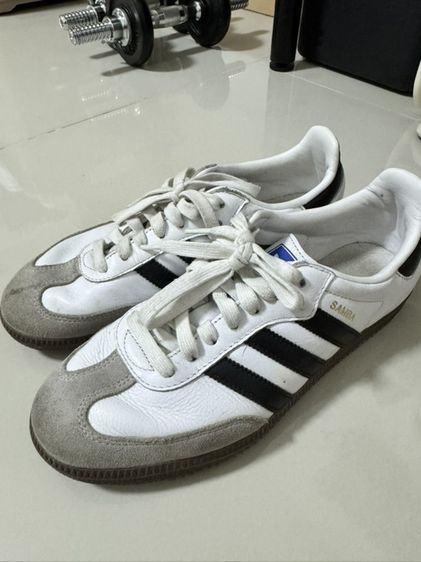 รองเท้าผ้าใบ UK 7 | EU 40 2/3 | US 8.5 ขาว รองเท้า Adidas