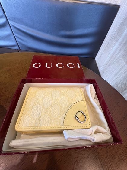 ไม่ระบุ เหลือง อื่นๆ อื่นๆ Gucci wallet กระเป๋าสตางค์