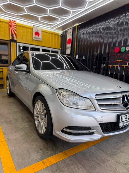 Mercedes-Benz C-Class 2011 C200 CGI Sedan เบนซิน เกียร์อัตโนมัติ บรอนซ์เงิน รูปที่ 4