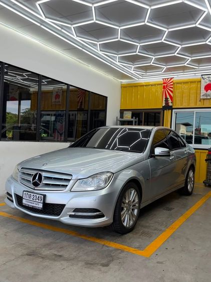 รถ Mercedes-Benz C-Class C200 CGI สี บรอนซ์เงิน