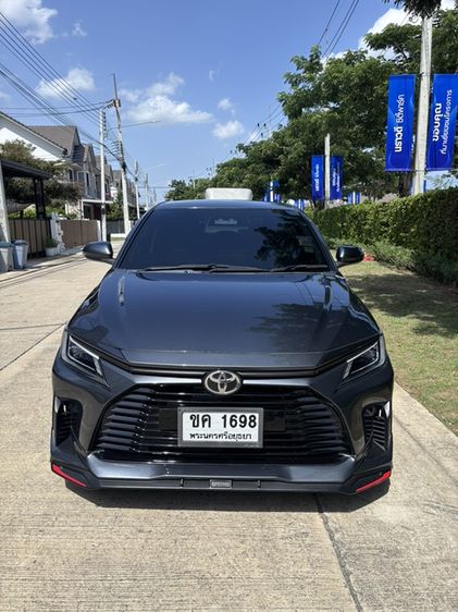 รถ Toyota Yaris ATIV 1.2 Smart สี เทา