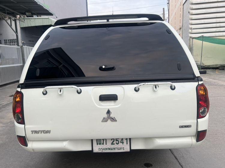 Mitsubishi Triton 2012 2.4 CNG Pickup เบนซิน NGV เกียร์ธรรมดา ขาว รูปที่ 4