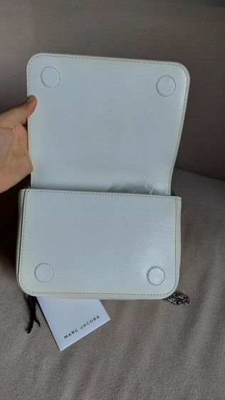 กระเป๋า Marc Jacobs สีขาวนวล ของแท้ รูปที่ 8