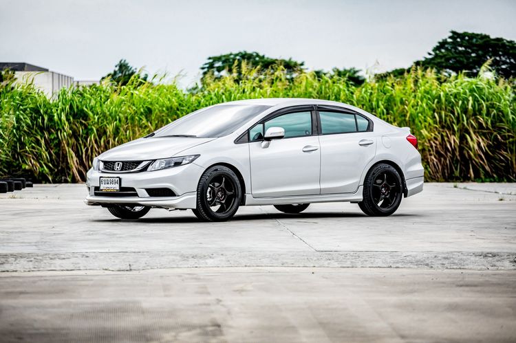 Honda Civic 2015 1.8 S i-VTEC Sedan เบนซิน เกียร์อัตโนมัติ เทา รูปที่ 3