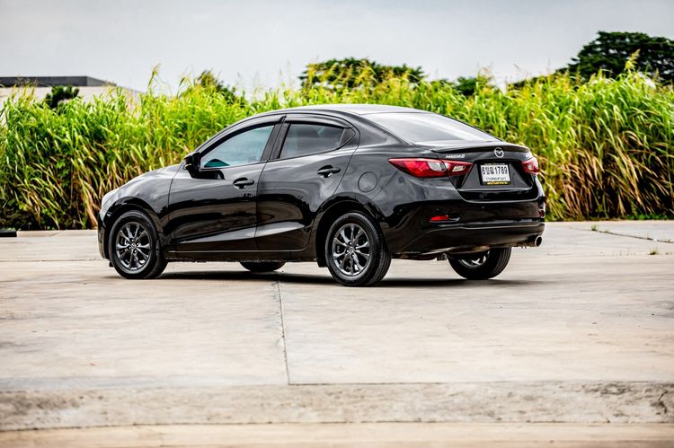 Mazda Mazda 2 2018 1.3 High Plus Sedan เบนซิน เกียร์อัตโนมัติ ดำ รูปที่ 4