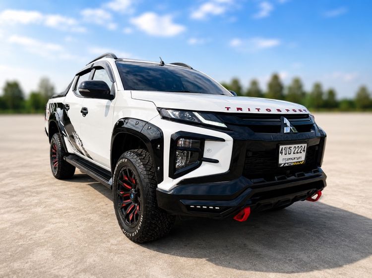 Mitsubishi Triton 2023 2.4 4WD ATHLETE Pickup ดีเซล เกียร์อัตโนมัติ ขาว