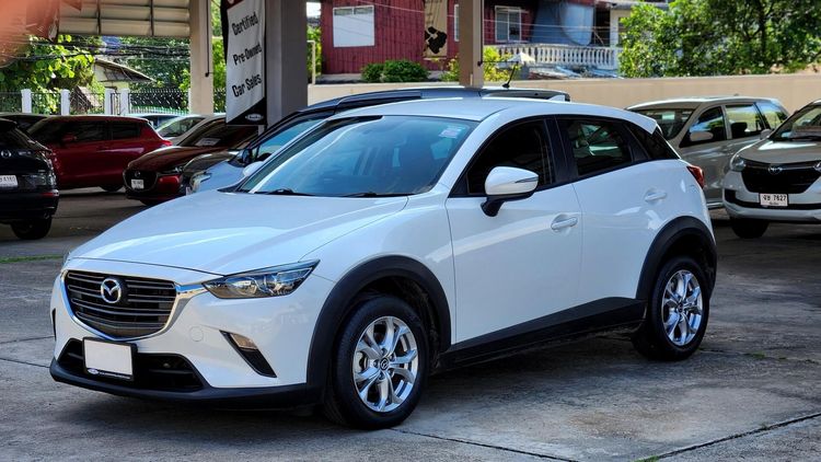 รถ Mazda CX-3 2.0 C สี ขาว