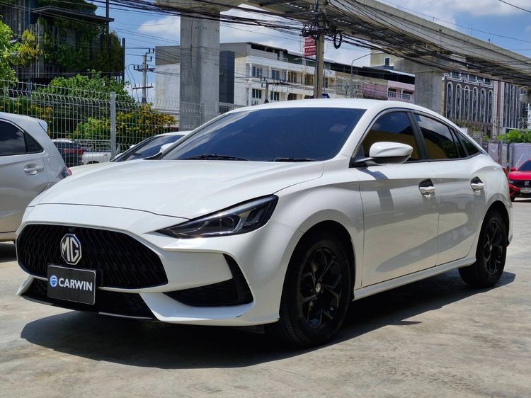 รถ MG MG5 1.5 C สี ขาว
