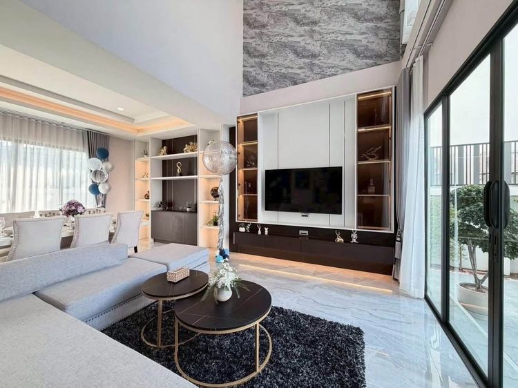 มีบางส่วน ขายบ้านพูลวิลล่า 2 ชั้น Modern Living พัทยา 4 ห้องนอน พร้อมสระว่ายน้ำส่วนตัว ทำเลทุ่งกลม-ตาลหมัน รูปที่ 4