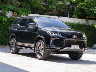 Toyota Fortuner 2.4 Legender 2WD ปี  2022