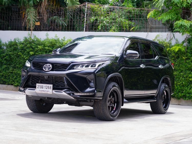 Toyota Fortuner 2021 2.4 Legender 4WD Utility-car ดีเซล ไม่ติดแก๊ส เกียร์อัตโนมัติ ดำ รูปที่ 3