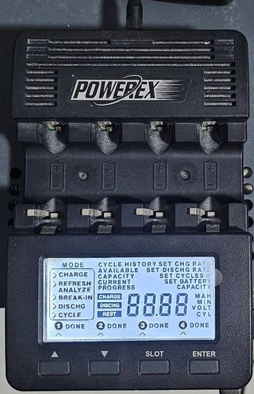 เครื่องชาร์จและวิเคราะห์แบตเตอรี่ POWEREX MH-C9000 มือสอง สภาพ 90 เปอร์เซ็นต์