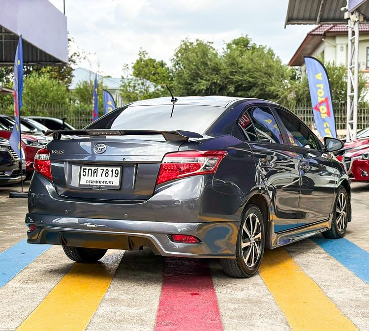Toyota Vios 2016 1.5 E Sedan เบนซิน ไม่ติดแก๊ส เกียร์อัตโนมัติ เทา รูปที่ 3