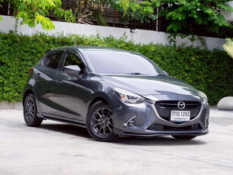 Mazda Mazda 2 2018 1.3 High Plus Sedan เบนซิน ไม่ติดแก๊ส เกียร์อัตโนมัติ เทา