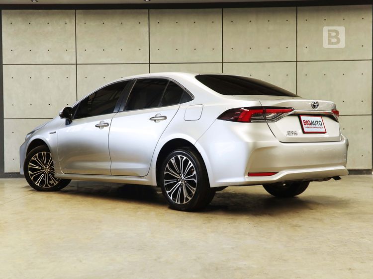 Toyota Altis 2022 1.8 Hybrid Premium Sedan ไฮบริด ไม่ติดแก๊ส เกียร์อัตโนมัติ บรอนซ์เงิน รูปที่ 3