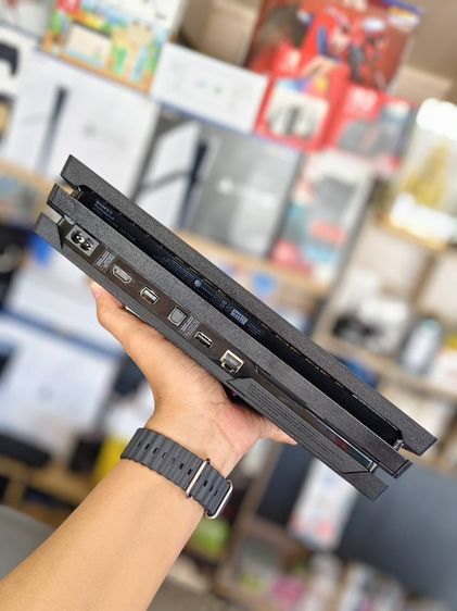 - PlayStation 4 Pro 1TB Gaming Console CUH 7218 รูปที่ 14