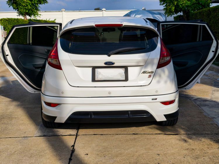 Ford Fiesta 2012 1.6 Sport Sedan เบนซิน เกียร์อัตโนมัติ ขาว รูปที่ 2