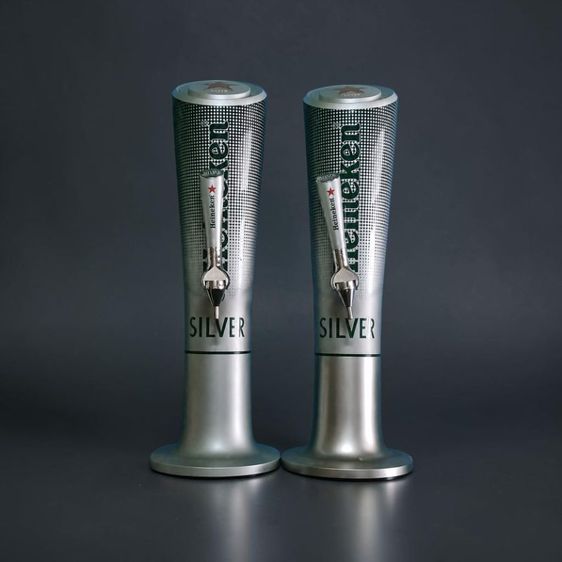 อุปกรณ์บาร์น้ำ ขายทาวเบียร์ Heineken Silver ของแท้ มือ 2 สภาพดี ใช้งานน้อย ราคา 650 บาท/ทาว มี 10 ทาว พร้อมส่ง