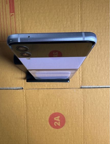 Samsung Galaxy Z Flip3 5G  Galaxy Z Flip3 5G ขายตามสภาพ รูปที่ 3