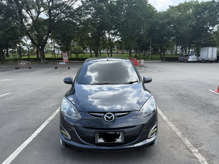 รถ Mazda Mazda 2 1.5 Elegance Groove สี เทา