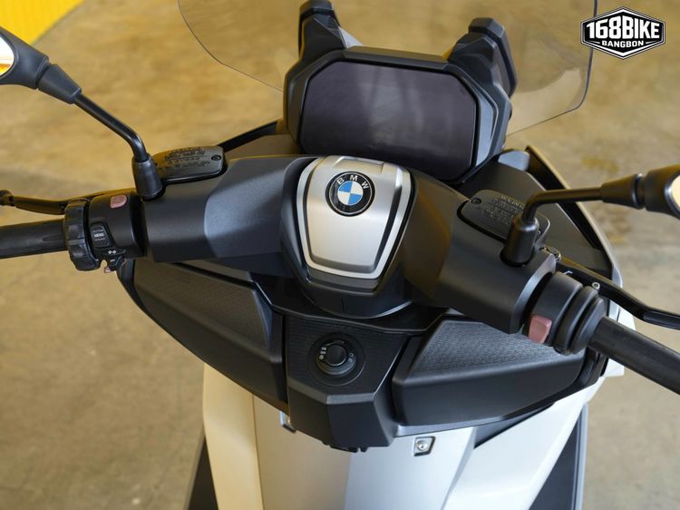 BMW  C400 GT สภาพป้ายเเดง จดปี 2021 ฟรีดาวน์ออกรถใช้เงิน 0 บาท รูปที่ 13