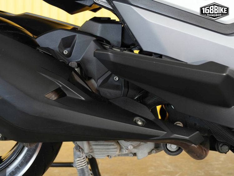 BMW  C400 GT สภาพป้ายเเดง จดปี 2021 ฟรีดาวน์ออกรถใช้เงิน 0 บาท รูปที่ 17