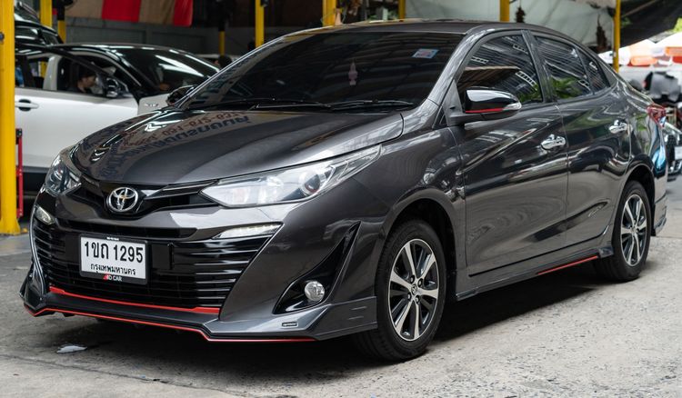 Toyota Yaris ATIV 2020 1.2 S Sedan เบนซิน ไม่ติดแก๊ส เกียร์อัตโนมัติ เทา รูปที่ 2