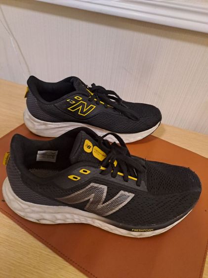 ☺️New balance Size 42