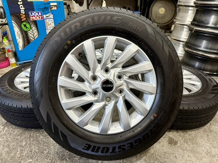 16" ล้อแม็ก ISUZU D-MAX ขอบ 16” ถอดป้ายแดงยาง BRIDGESTONE 215-70R16 ปี 26 สีเส้นตุ่มหน้ายางอยู่ครบ