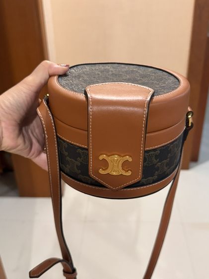 Celine หนังแท้ ไม่ระบุ น้ำตาล กระเป๋าสะพายเก๋ๆ