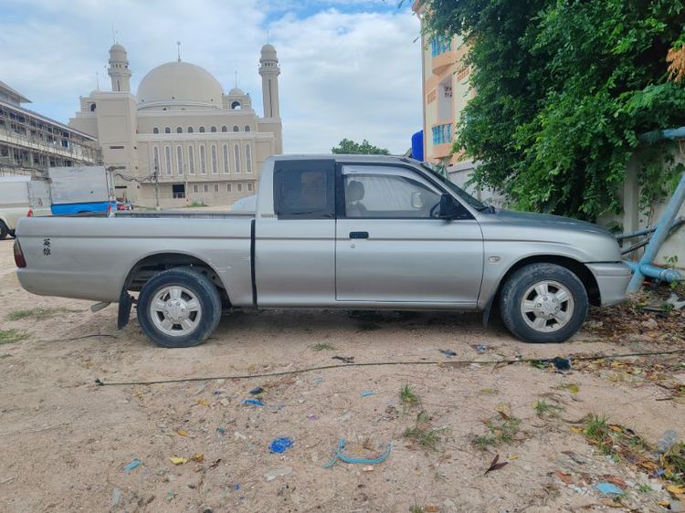 Mitsubishi Strada Grandis 2001 2.8 Grandis GLX Pickup ดีเซล ไม่ติดแก๊ส เกียร์อัตโนมัติ เทา รูปที่ 2