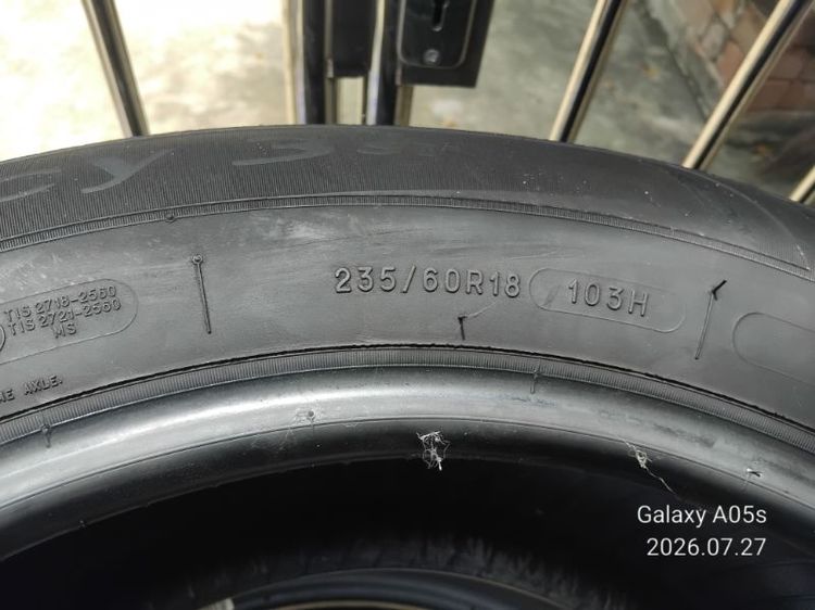 ยาง 235 60 18 Michelin Primacy SUV ปี 22 สภาพสวยดอกเยอะ ไม่มีแตกบวมปะและไม่กินขอบ เส้นละ 500 บาท แถมฟรียาง 225 60 18 Toyo 2 เส้น รูปที่ 3