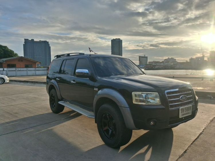 รถ Ford Everest 2.5 LTD TDCI สี ดำ
