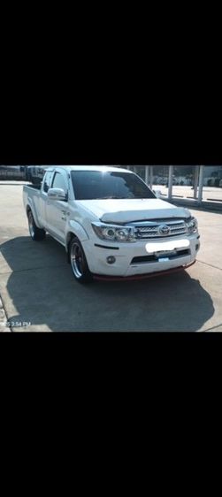 Toyota Hilux Vigo 2010 2.5 J Pickup ดีเซล เกียร์ธรรมดา ขาว รูปที่ 2