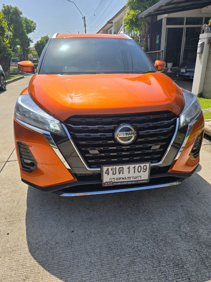 Nissan Kicks 2023 1.2 V Sedan ไฮบริด ไม่ติดแก๊ส เกียร์อัตโนมัติ ส้ม