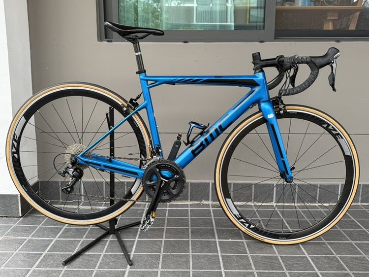 จักรยานเสือหมอบคาร์บอน BMC Teammachine SLR02 ชุดขับ 105 11สปีดเต็มกรุ๊ปพร้อมปั่น