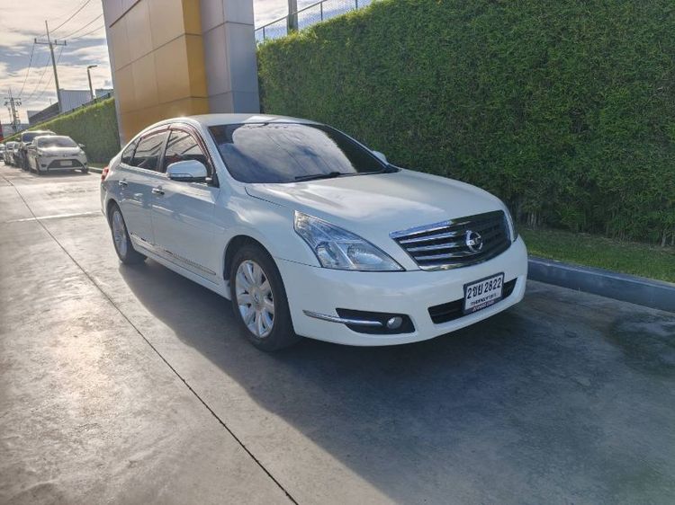 รถ Nissan Teana 2.0 XL สี ขาว