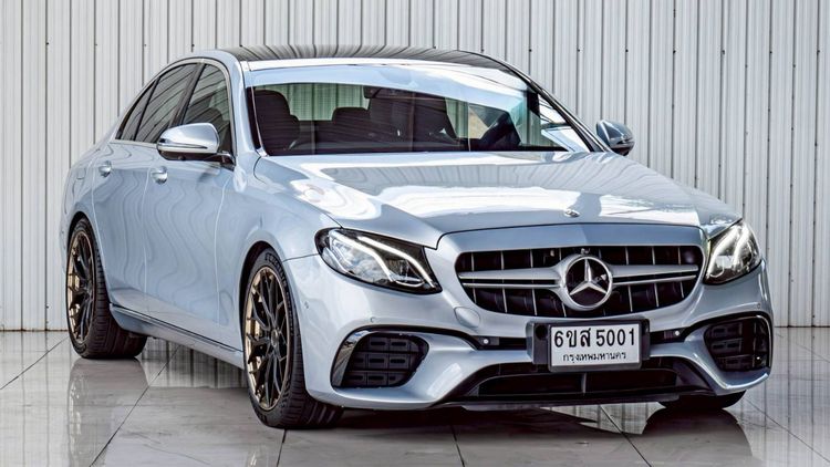 รถ Mercedes-Benz E-Class E220d สี เทา