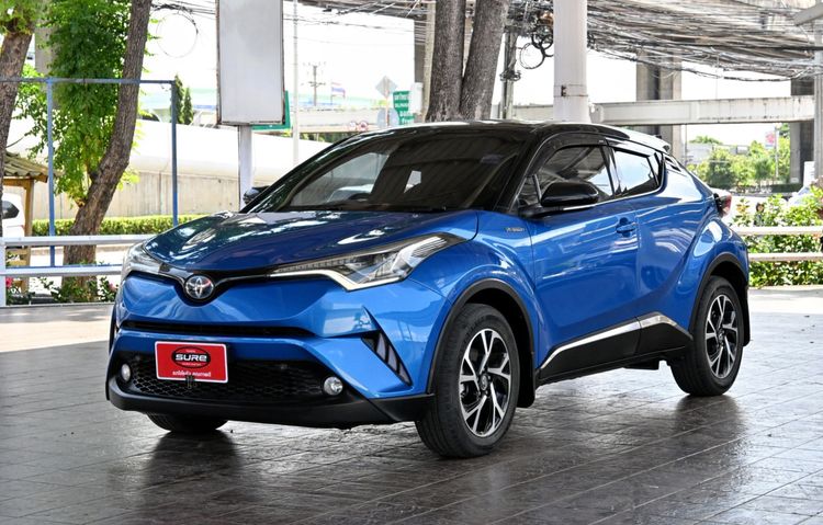 รถ Toyota C-HR 1.8 Hybrid Hi สี ฟ้า