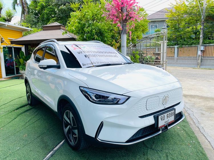 MG ZS 2025 EV Utility-car ไฟฟ้า ไม่ติดแก๊ส เกียร์อัตโนมัติ ขาว รูปที่ 3