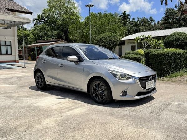 Mazda Mazda 2 2020 1.3 Sports High Connect Sedan เบนซิน ไม่ติดแก๊ส เกียร์อัตโนมัติ บรอนซ์เงิน