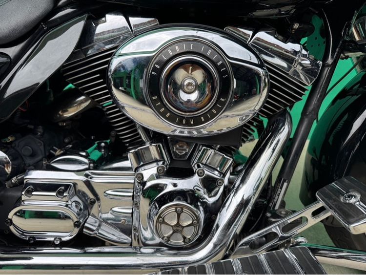 Harley-Davidson Road Glide ปี2002 สีดำ  รูปที่ 6