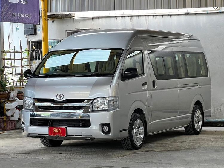 Toyota Commuter 2018 3.0 Van ดีเซล ไม่ติดแก๊ส เกียร์ธรรมดา เทา รูปที่ 2