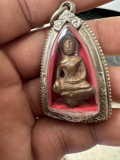 พระยอดธงพร้อมตลับ